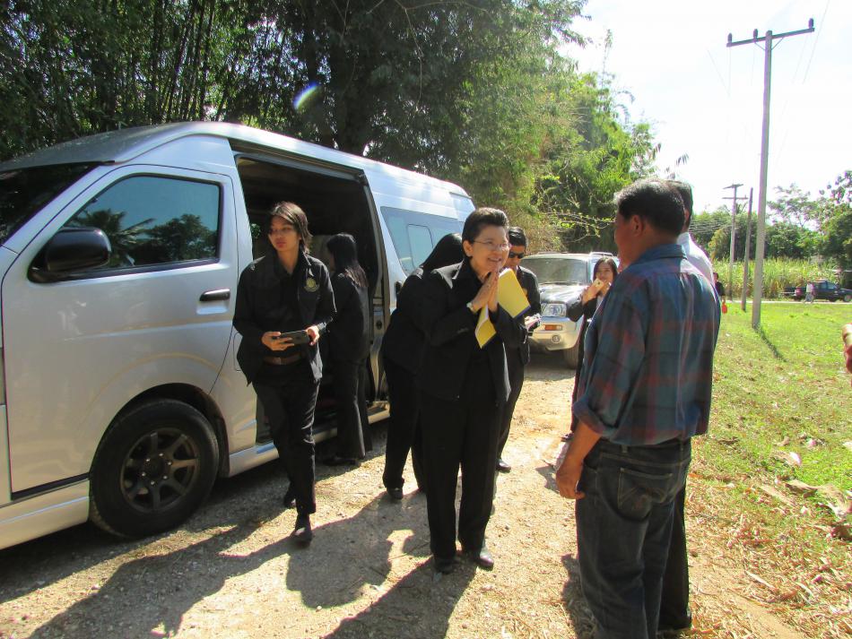 นางภัทรภร ฐิติยาภรณ์ ผู้ตรวจราชการเขตราชการที่ 17 ลงพื้นที่ตรวจสอบโครงการฯ (7 ภาพ)