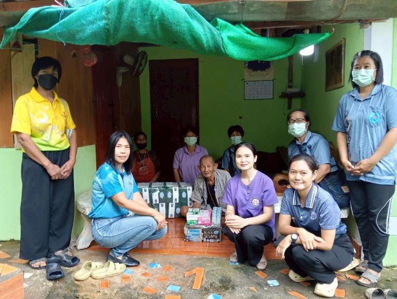 ออกเยี่ยมเยือนและมอบวัสดุที่จำเป็นให้แก่ผู้มีภาวะพึ่งพิงในพื้นที่