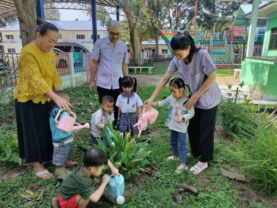 กิจกรรมปลูกพืชสมุนไพร ภายใต้โครงการอนุรักษ์พันธุกรรมพืชอันเนื่องมาจากพระราชดำริ